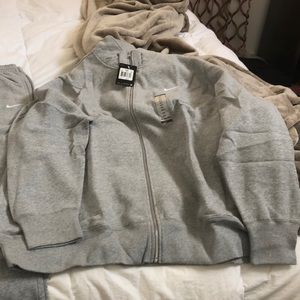 Men’s Nike Basketball Sweat Suit